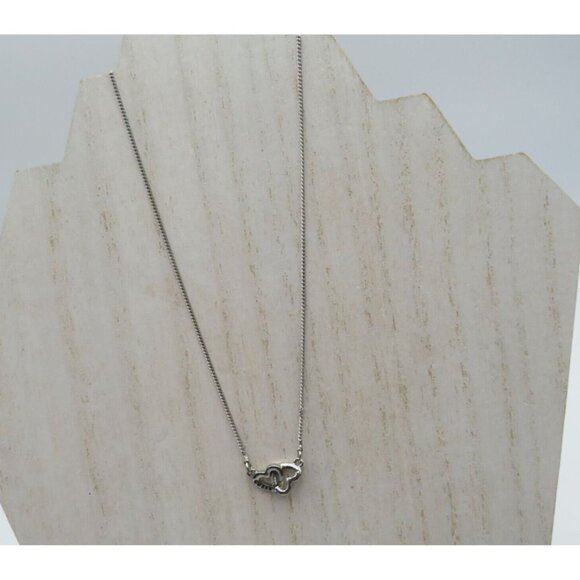 Guess Necklace 16" Silver Tone Interlocking Heart Charms Logo Extender New - Picture 1 of 9
